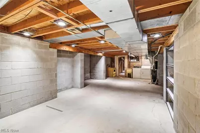 1798 Middlehurst Road, Cleveland Heights, OH 44118 - Photo 47