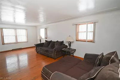8002 Sigle Lane, Poland, OH 44514 - Photo 3