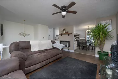 1033 Sunnywood Lane, Ravenna, OH 44266 - Photo 5