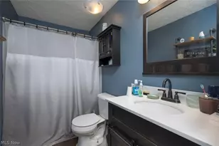 1033 Sunnywood Ln, Ravenna, OH 44266 - Photo 9