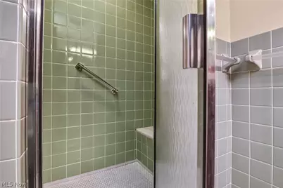 12550 Lake Avenue #805, Oakwood, OH 44107 - Photo 19