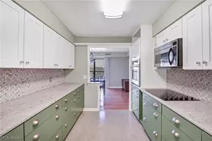 12550 Lake Ave, Oakwood, OH 44107 - Photo 11