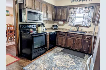 3003 Queensway Street, East Liverpool, OH 43920 - Photo 9