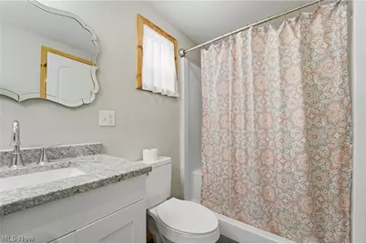 5919 Lake Road #33, Ashtabula, OH 44004 - Photo 11