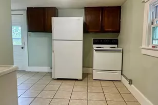 649 W Hopocan Ave, Barberton, OH 44203 - Photo 3