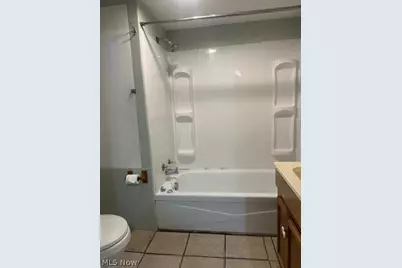 649 W Hopocan Avenue #1/2, Barberton, OH 44203 - Photo 9