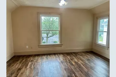 649 W Hopocan Avenue #1/2, Barberton, OH 44203 - Photo 17