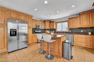 477 Deborah Dr, New Franklin, OH 44319 - Photo 13