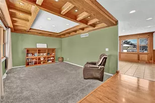 477 Deborah Dr, New Franklin, OH 44319 - Photo 7