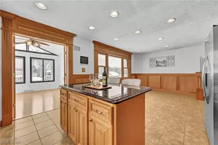 477 Deborah Dr, New Franklin, OH 44319 - Photo 17