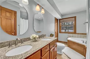 477 Deborah Dr, New Franklin, OH 44319 - Photo 21