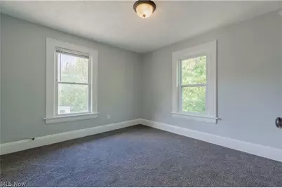 897 Peckham Street, Akron, OH 44320 - Photo 7