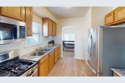 945 Minota Avenue, Akron, OH 44306 - Photo 3