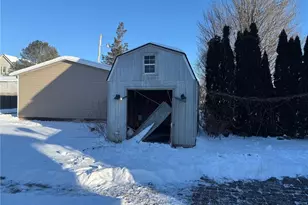 409 2nd St, Bethesda, OH 43719 - Photo 5