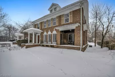 2410 Overlook Road, Cleveland Heights, OH 44106 - Photo 5