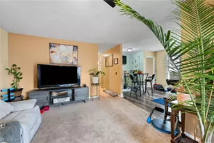 757 Independence Ave, Akron, OH 44310 - Photo 5