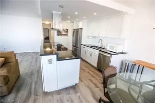 12520 Edgewater Dr, Oakwood, OH 44107 - Photo 11