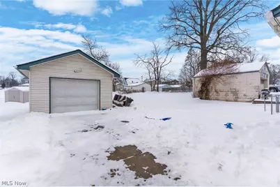 464 Elm Street, Struthers, OH 44471 - Photo 3