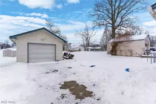 464 Elm St, Struthers, OH 44471 - Photo 3