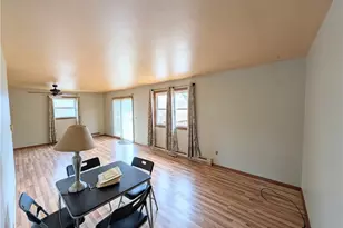 2000 Stake Dr, Green, OH 44232 - Photo 7