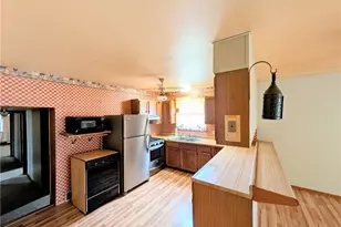 2000 Stake Dr, Green, OH 44232 - Photo 5