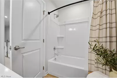 7362 Hillshire Drive, Painesville, OH 44077 - Photo 25