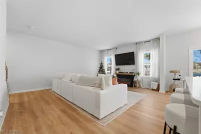 7362 Hillshire Drive, Painesville, OH 44077 - Photo 3