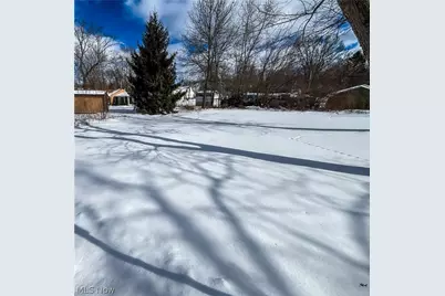 3085 Daisy Avenue, Akron, OH 44319 - Photo 15