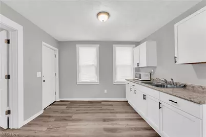 3607 Sackett Avenue #1/Front, Loveland, OH 44109 - Photo 5