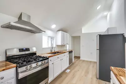 860 Brunsdorph Road, Fairlawn, OH 44333 - Photo 5