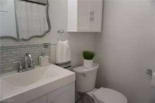 2887 Greenridge Rd, Norton, OH 44203 - Photo 21