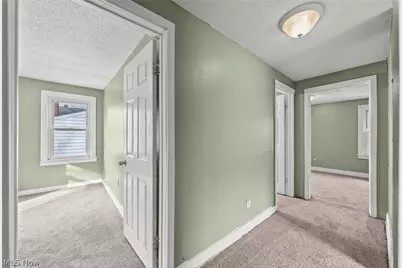 884 Lovers Lane, Akron, OH 44306 - Photo 23
