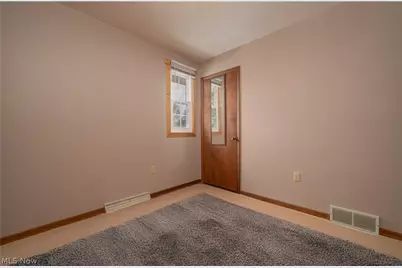 415 Springbrook Drive SW, New Philadelphia, OH 44663 - Photo 21