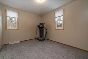 415 Springbrook Dr SW, New Philadelphia, OH 44663 - Photo 23