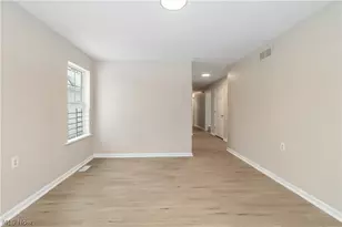 11104 Mt Carmel Rd, Loveland, OH 44104 - Photo 13