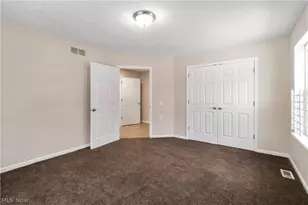 11104 Mt Carmel Rd, Loveland, OH 44104 - Photo 15