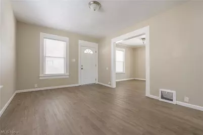 1010 Washington Avenue, Louisville, OH 44641 - Photo 7