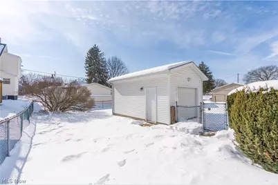 1010 Washington Avenue, Louisville, OH 44641 - Photo 5