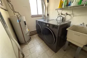 4615 Oakhill Blvd, Lorain, OH 44053 - Photo 13