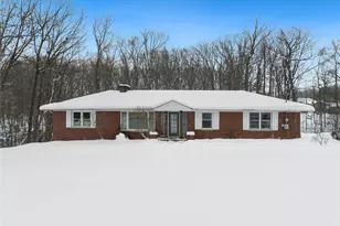 4950 Harris Rd, Grandview Heights, OH 44147 - Photo 1