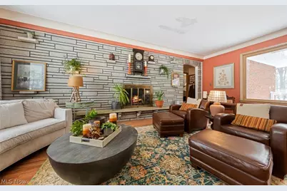 4950 Harris Road, Grandview Heights, OH 44147 - Photo 5