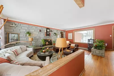 4950 Harris Road, Grandview Heights, OH 44147 - Photo 3