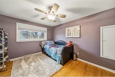 1908 Bromton Drive, Lyndhurst, OH 44124 - Photo 15