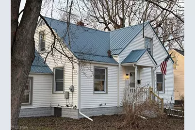 880 Meadowbrook Avenue SE, Warren, OH 44484 - Photo 1