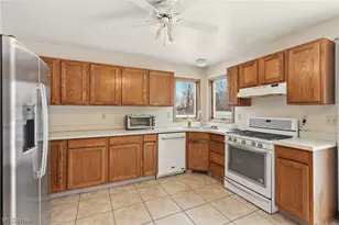 247 N Main St, West Salem, OH 44287 - Photo 15