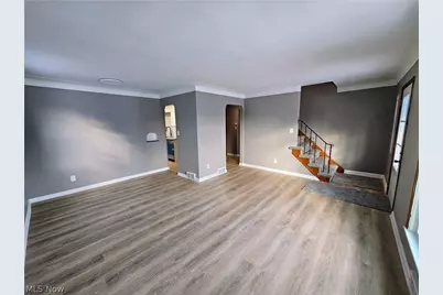 13417 Granger Road, Garfield Heights, OH 44125 - Photo 7