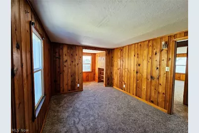 13417 Granger Road, Garfield Heights, OH 44125 - Photo 27