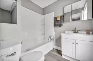 2023 Robin St, Oakwood, OH 44107 - Photo 17