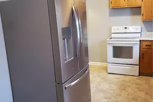 5411 Columbus Rd NE, Louisville, OH 44641 - Photo 11