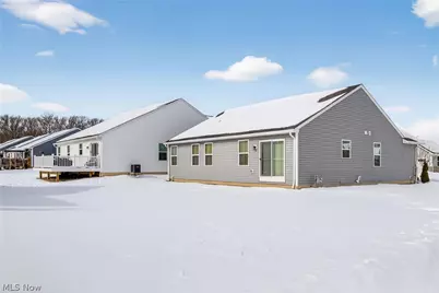 173 Eagle Circle, Amherst, OH 44001 - Photo 5